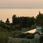Villa Olive Grove - With Private Pool And Garden Nikiti (Sithonia)