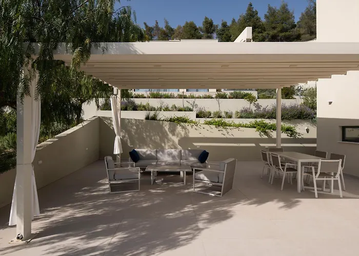 Вилла Olive Grove - With Private Pool And Garden
