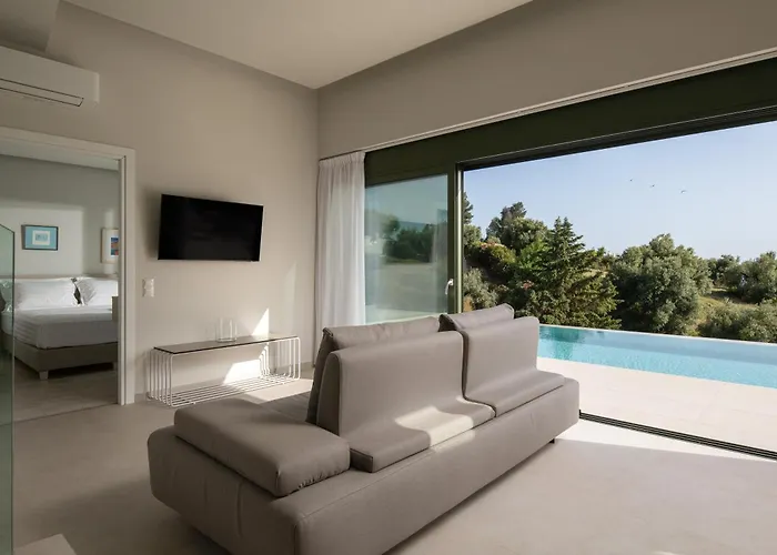 Вилла Olive Grove - With Private Pool And Garden