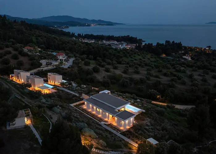 Olive Grove - With Private Pool And Garden וילה
