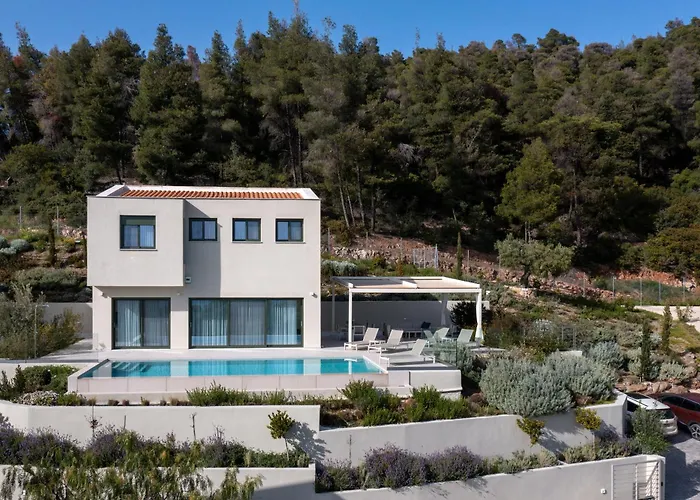 Вилла Olive Grove - With Private Pool And Garden